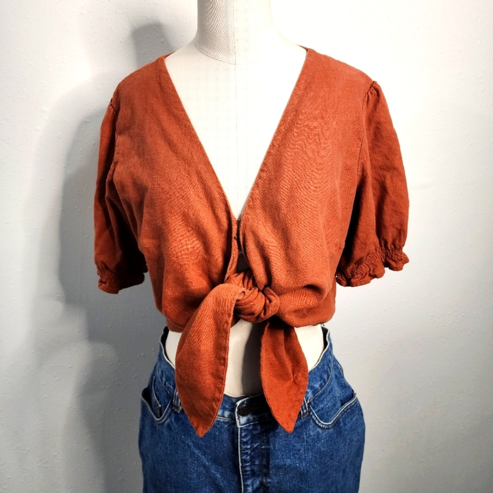 Abercrombie and Fitch Tie Crop Top